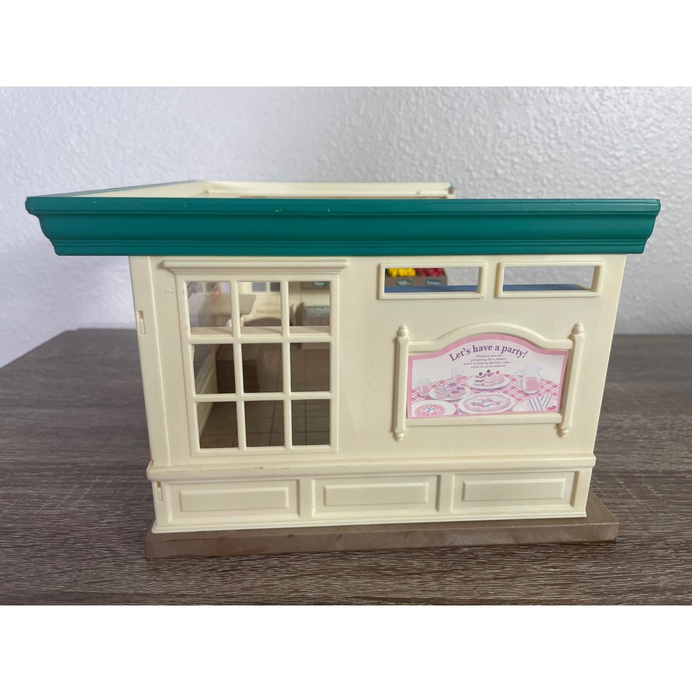 Sylvanian Families Village Store Supermarket Calico Critters Grocery Building